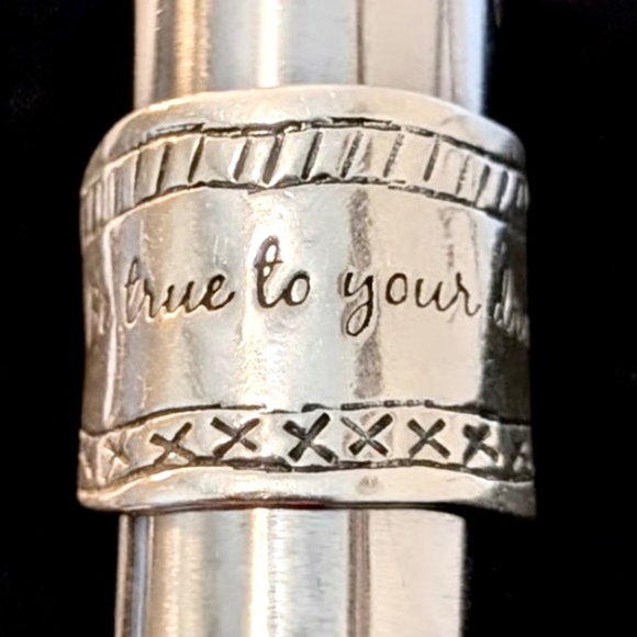 Vintage Silpada Ring 925 Sterling Silver BE TRUE TO YOUR DREAMS Cigar Band Sz 5 - Picture 3 of 9